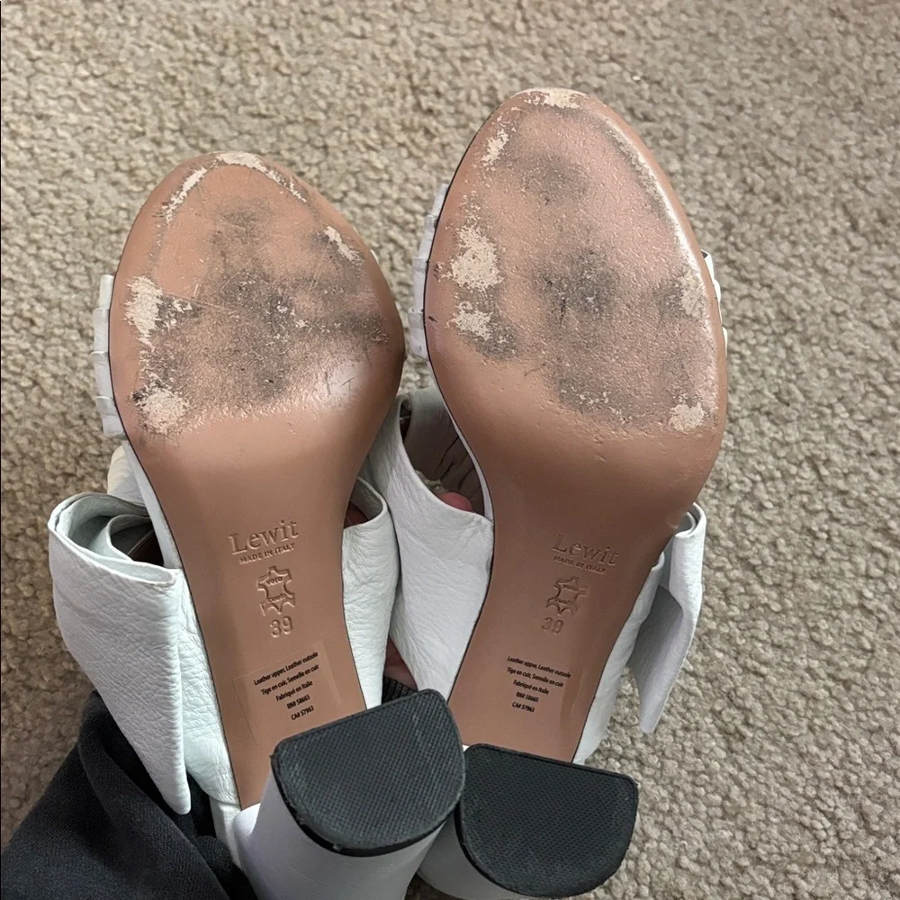 Lewit Leather White Knotted Heels size 39